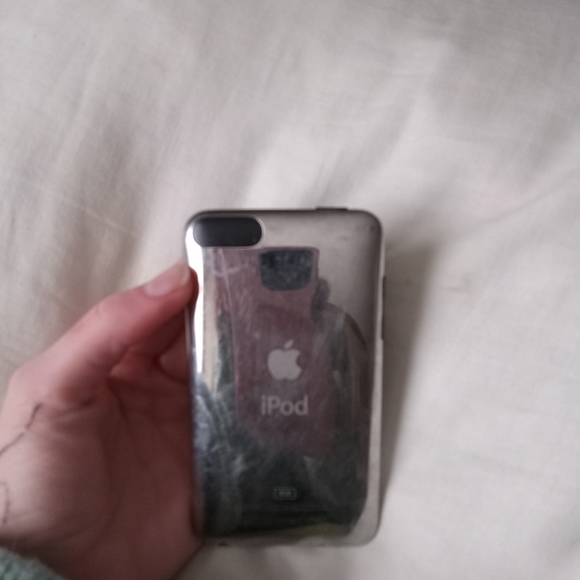 IPod - Picture 8 of 9